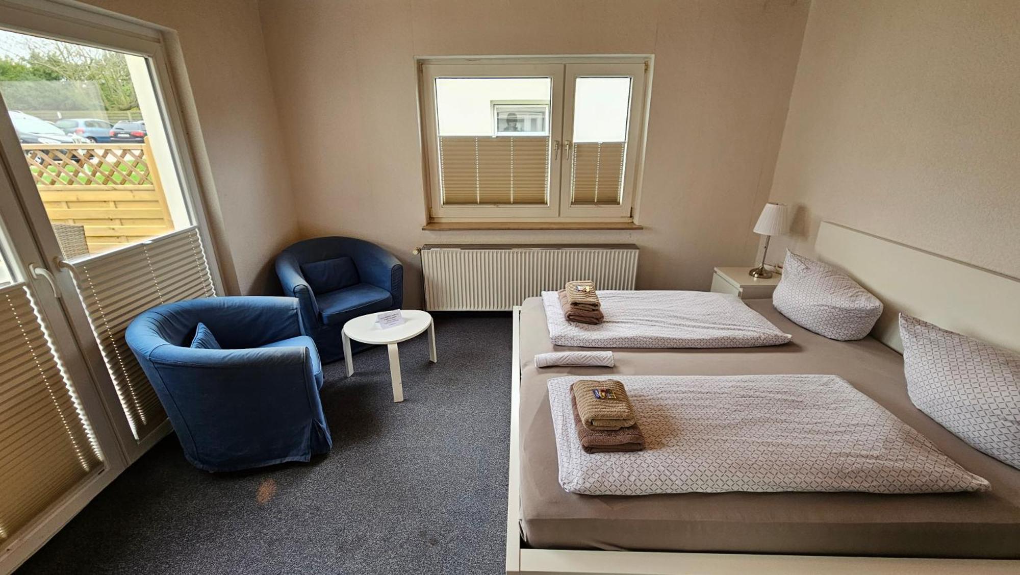 Hotel Dorfkrug Buesum - Guenstige Altbauzimmer Am Oland Bilik gambar